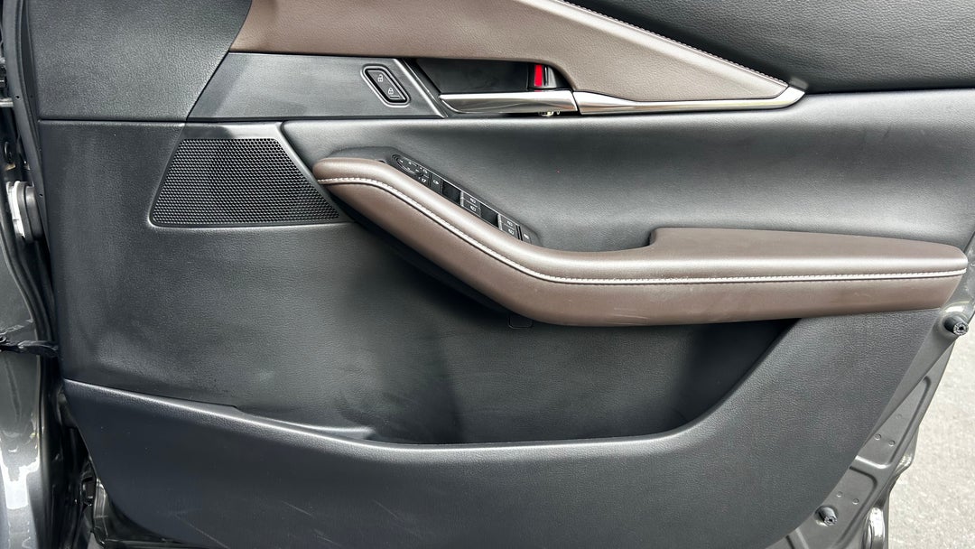 2023 Mazda CX-30 G20 Touring (fwd), Automatic, 19429 km, Speaker View