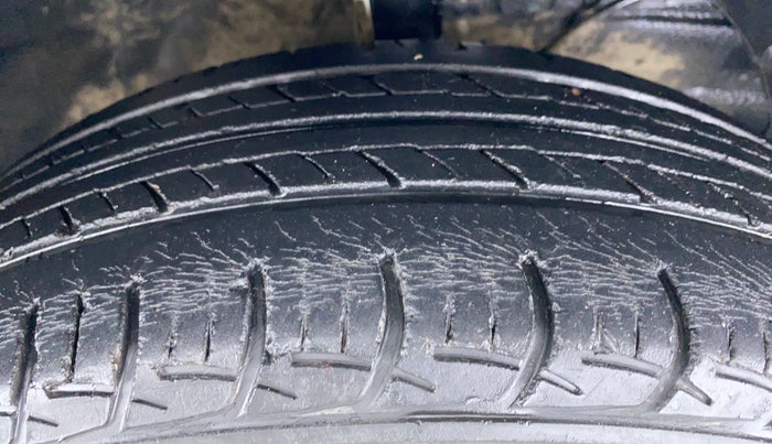2016 Maruti Baleno DELTA 1.2 K12, Petrol, Manual, 47,450 km, Right Front Tyre Tread