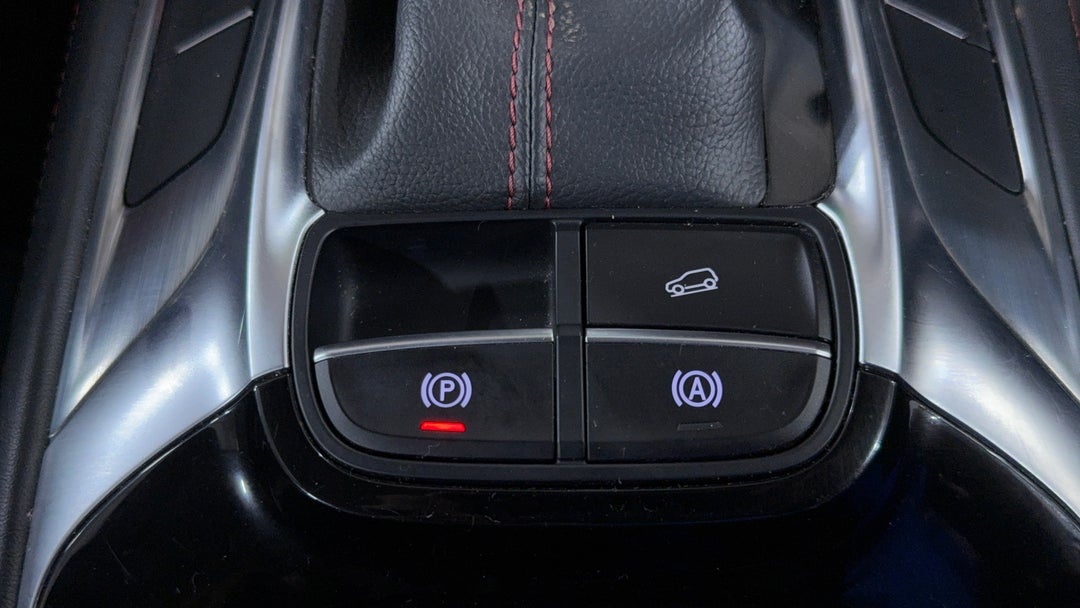 2023 MG HS Excite, Automatic, 56654 km, Handbrake