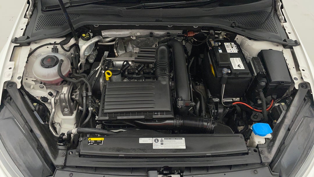 2019 Volkswagen Golf 110 Tsi Trendline, Automatic, 129370 km, Open Bonnet (Engine)