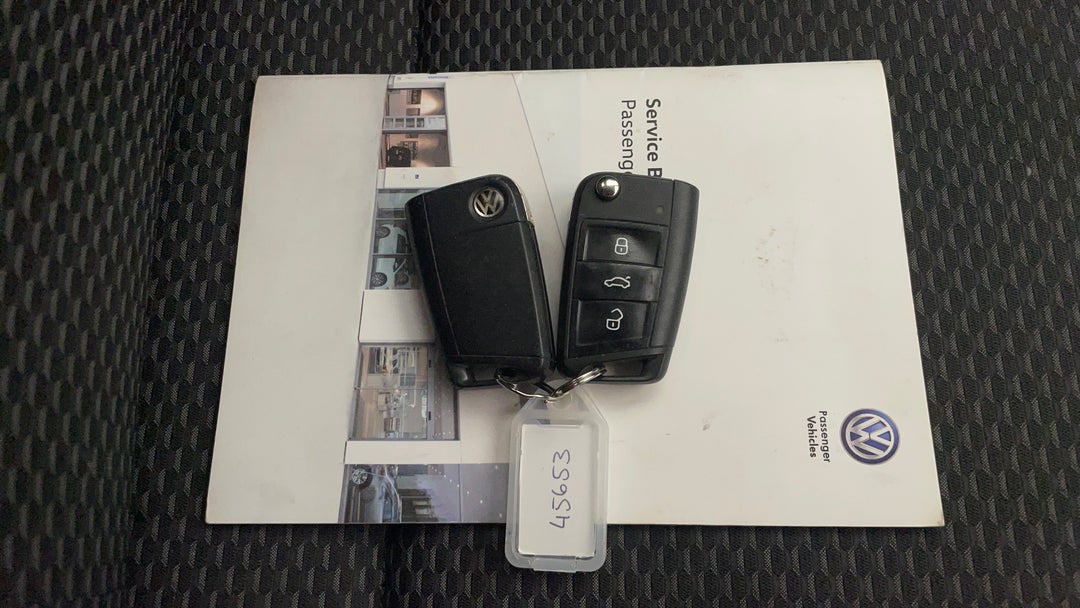 2019 Volkswagen Golf 110 Tsi Trendline, Automatic, 129370 km, Key Close-up