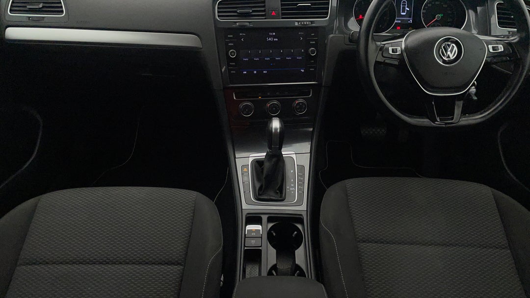 2019 Volkswagen Golf 110 Tsi Trendline, Automatic, 129370 km, Center Console