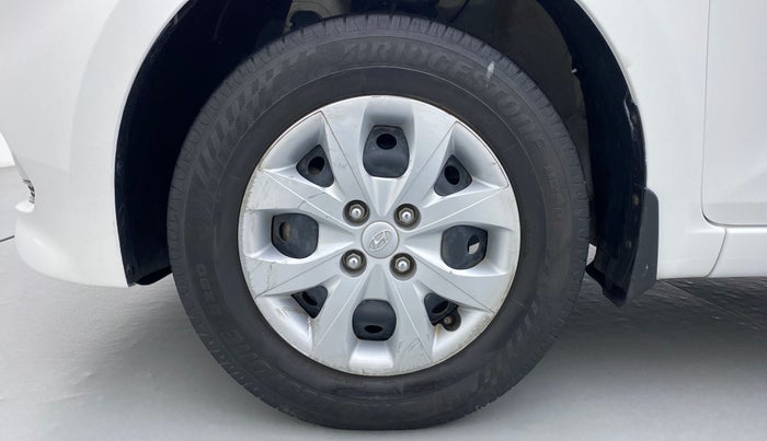 2017 Hyundai Elite i20 SPORTZ 1.2, Petrol, Manual, 61,686 km, Left Front Wheel