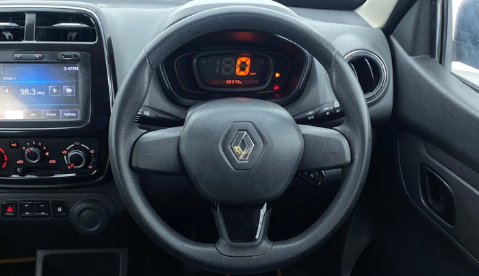 2016 Renault Kwid RXT, Petrol, Manual, 36,375 km, Steering Wheel Close Up