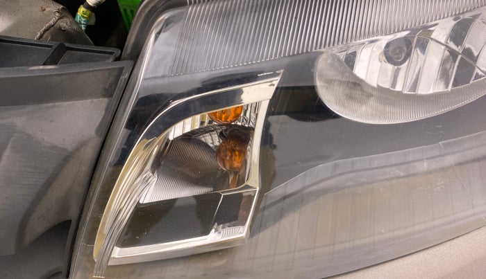 2016 Renault Kwid RXT, Petrol, Manual, 36,375 km, Left headlight - Minor scratches