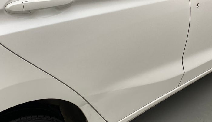 2017 Honda Jazz 1.2L I-VTEC VX, Petrol, Manual, 42,320 km, Right rear door - Slightly dented