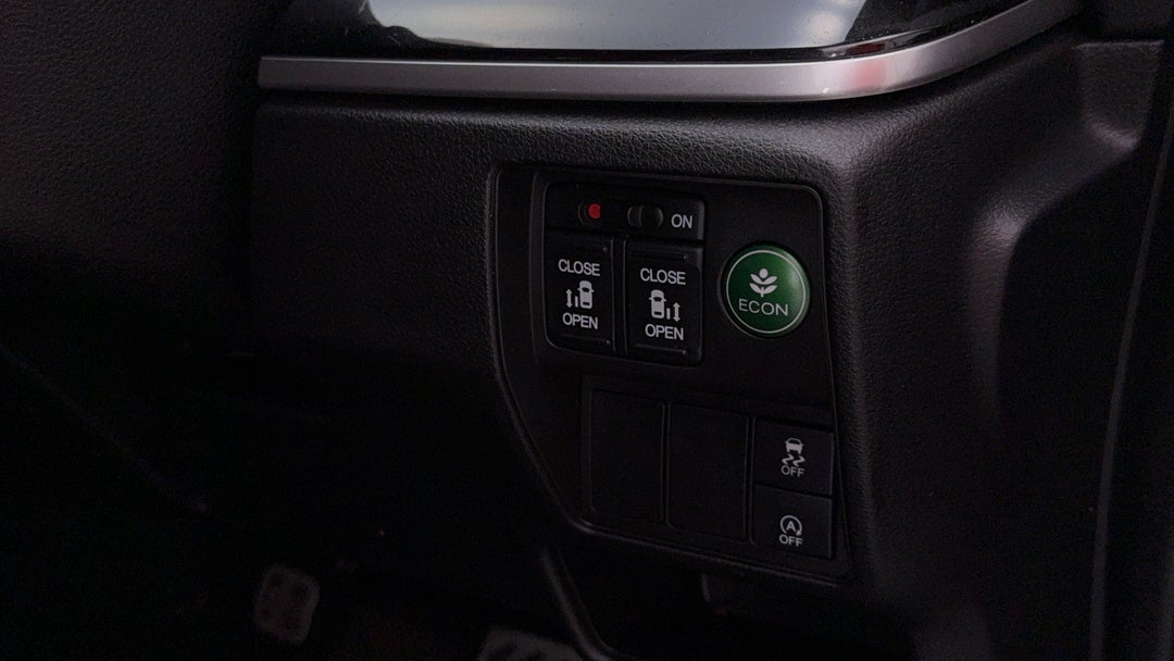 2017 Honda Odyssey Vti-l, Automatic, 90982 km, Utility Switches/Buttons