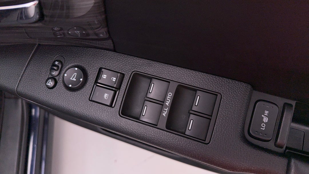 2017 Honda Odyssey Vti-l, Automatic, 90982 km, Drivers Side Door Panel Controls