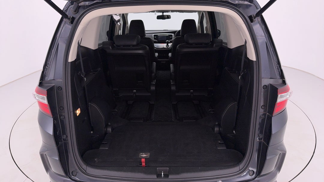 2017 Honda Odyssey Vti-l, Automatic, 90982 km, Boot Inside View