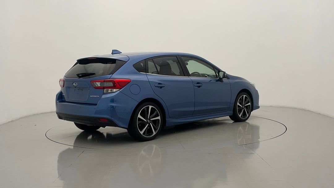 Right Back Diagonal (45- Degree) View