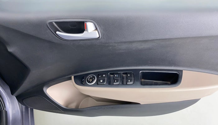 2016 Hyundai Grand i10 SPORTZ 1.2 KAPPA VTVT, Petrol, Manual, 34,917 km, Driver Side Door Panels Control