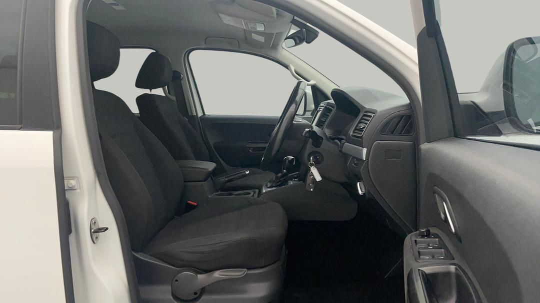 2017 Volkswagen Amarok V6 Tdi 550 Sportline, Automatic, 122396 km, Right Side Front Door Cabin View