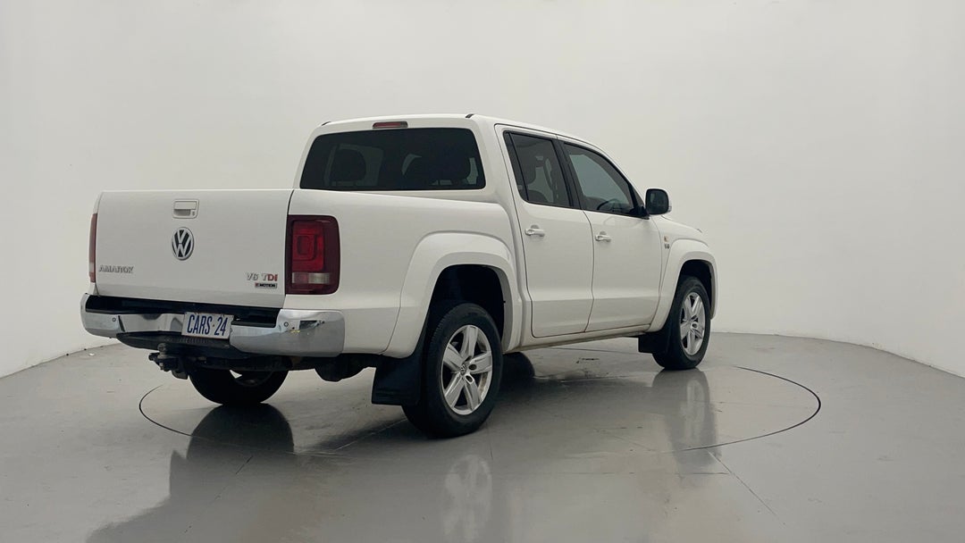 Right Back Diagonal (45- Degree) View