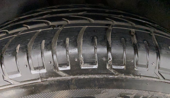 2016 Hyundai Creta 1.6 SX (O) CRDI, Diesel, Manual, 48,662 km, Left Front Tyre Tread