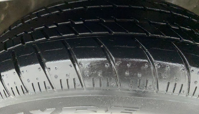 2018 Maruti Celerio ZXI OPT, Petrol, Manual, 28,450 km, Right Front Tyre Tread