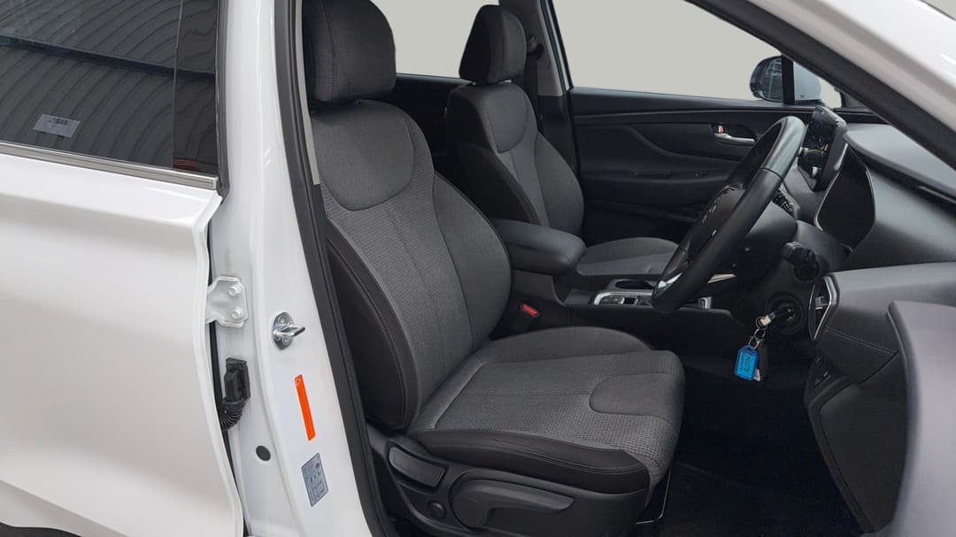 2023 Hyundai Santa Fe Crdi (AWD), Automatic, 25516 km, Right Side Front Door Cabin View
