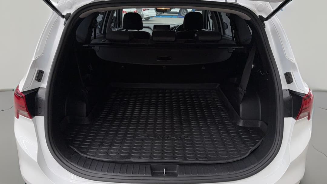 2023 Hyundai Santa Fe Crdi (AWD), Automatic, 25516 km, Boot Inside View