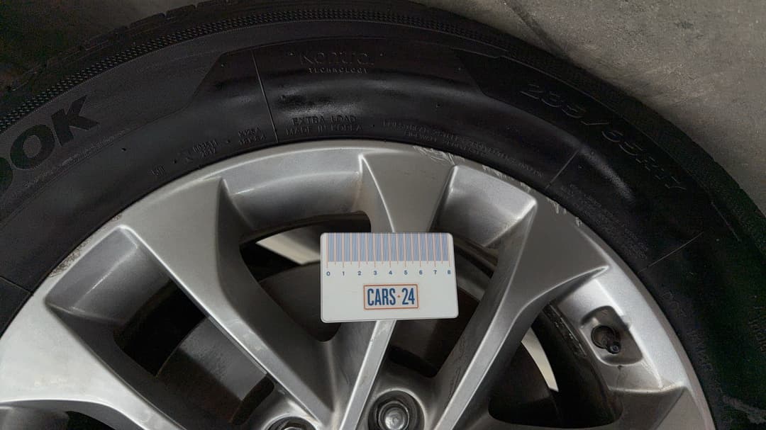 2023 Hyundai Santa Fe Crdi (AWD), Automatic, 25516 km, Wheels Rim Front LHS Gutter Rash