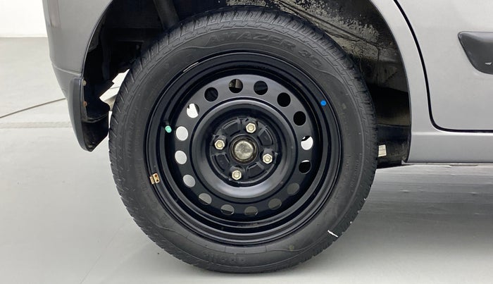 2017 Maruti Wagon R 1.0 VXI, Petrol, Manual, 13,423 km, Right Rear Wheel