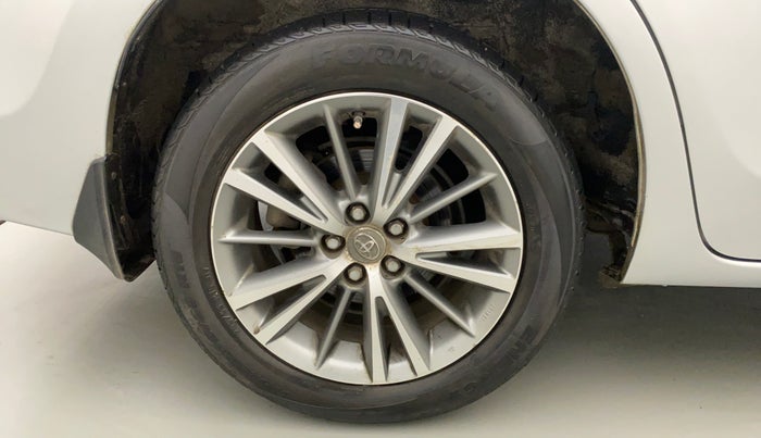 2014 Toyota Corolla Altis VL CVT PETROL, Petrol, Automatic, 59,412 km, Right Rear Wheel