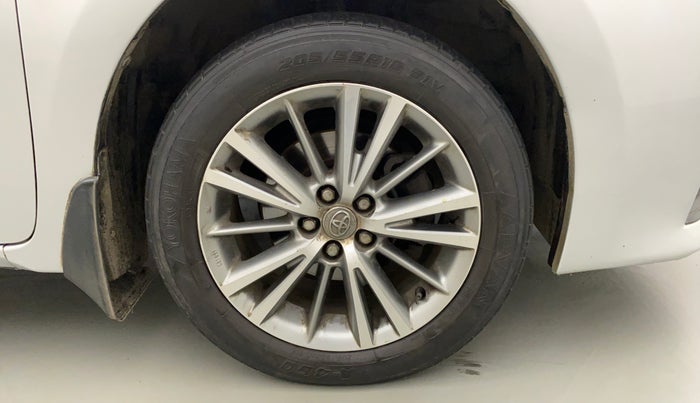 2014 Toyota Corolla Altis VL CVT PETROL, Petrol, Automatic, 59,412 km, Right Front Wheel