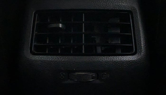 2018 Hyundai Elite i20 ASTA 1.2, CNG, Manual, 18,990 km, Rear AC Vents
