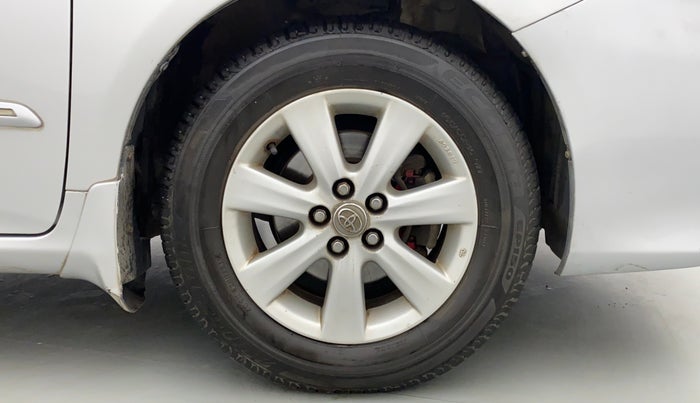 2012 Toyota Corolla Altis GL, Petrol, Manual, Right Front Wheel