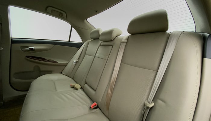 2012 Toyota Corolla Altis GL, Petrol, Manual, Right Side Rear Door Cabin
