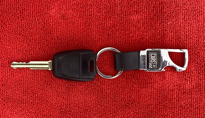 2015 Hyundai Grand i10 SPORTZ 1.2 KAPPA VTVT, Petrol, Manual, 49,312 km, Key Close Up