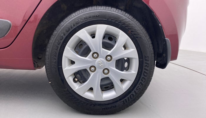 2015 Hyundai Grand i10 SPORTZ 1.2 KAPPA VTVT, Petrol, Manual, 49,312 km, Left Rear Wheel