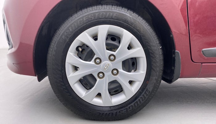 2015 Hyundai Grand i10 SPORTZ 1.2 KAPPA VTVT, Petrol, Manual, 49,312 km, Left Front Wheel