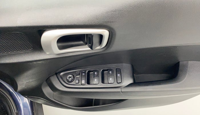 2020 Hyundai VENUE SX 1.0 GDI IMT, Petrol, Manual, 14,633 km, Driver Side Door Panels Control