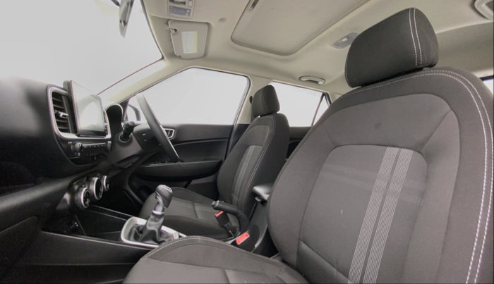 2020 Hyundai VENUE SX 1.0 GDI IMT, Petrol, Manual, 14,633 km, Right Side Front Door Cabin View