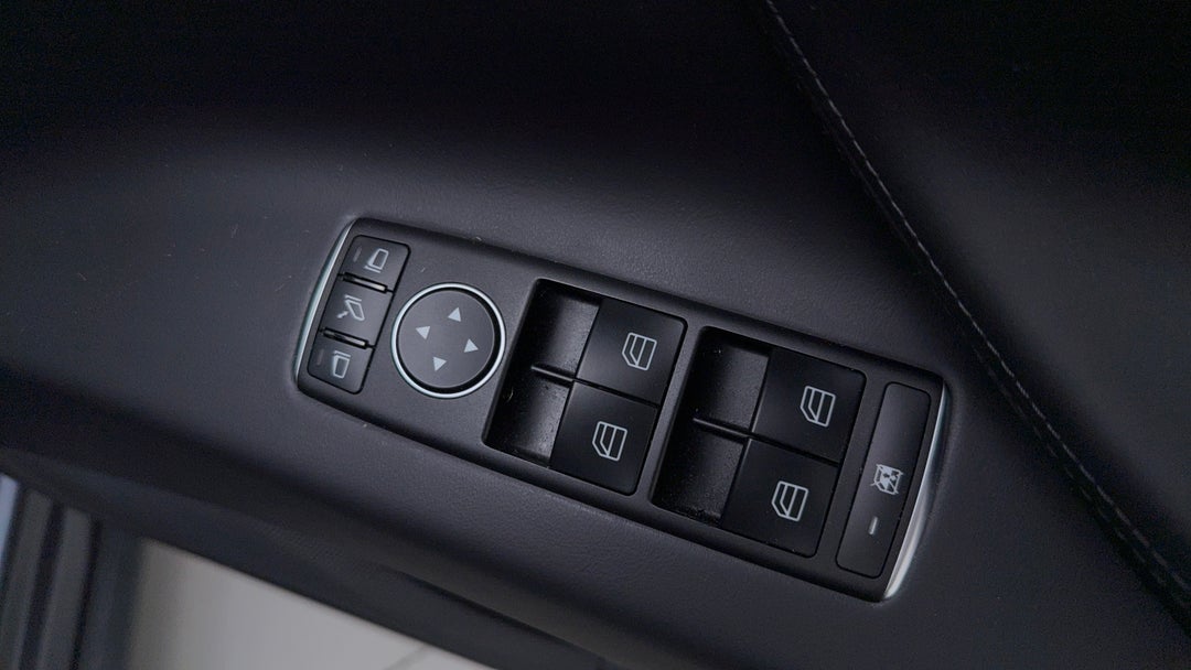 Drivers Side Door Panel Controls