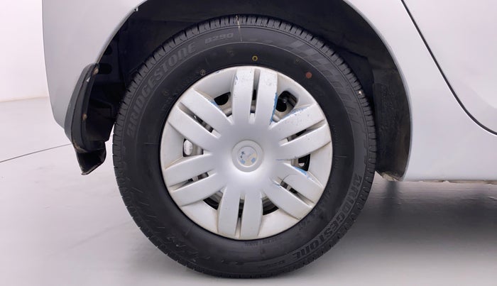 2015 Hyundai Eon ERA PLUS, Petrol, Manual, 60,837 km, Right Rear Wheel
