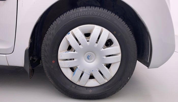 2015 Hyundai Eon ERA PLUS, Petrol, Manual, 60,837 km, Right Front Wheel