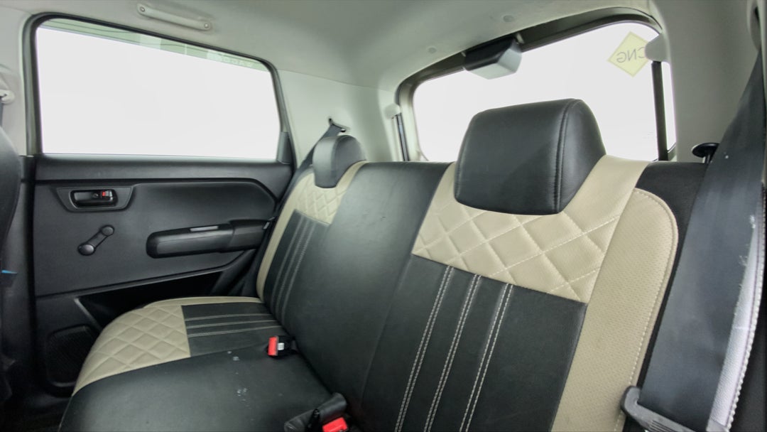 Right Side Rear Door Cabin