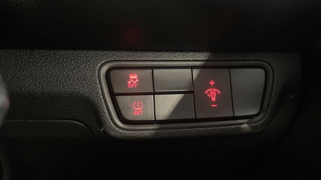 2021 Kia Cerato Sport, Automatic, 69903 km, Utility Switches/Buttons