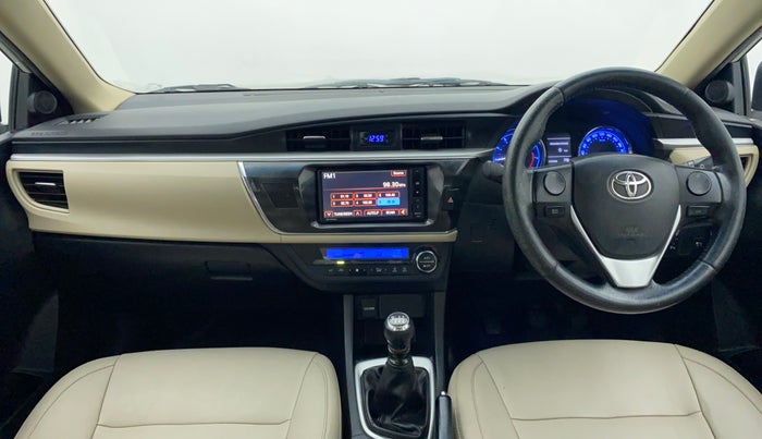 2015 Toyota Corolla Altis G, Petrol, Manual, 78,228 km, Dashboard