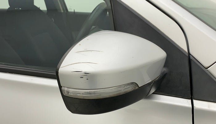 2018 Tata Tiago XZ PETROL, Petrol, Manual, 56,763 km, Right rear-view mirror - Indicator light has minor damage