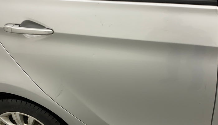 2018 Tata Tiago XZ PETROL, Petrol, Manual, 56,763 km, Right rear door - Minor scratches