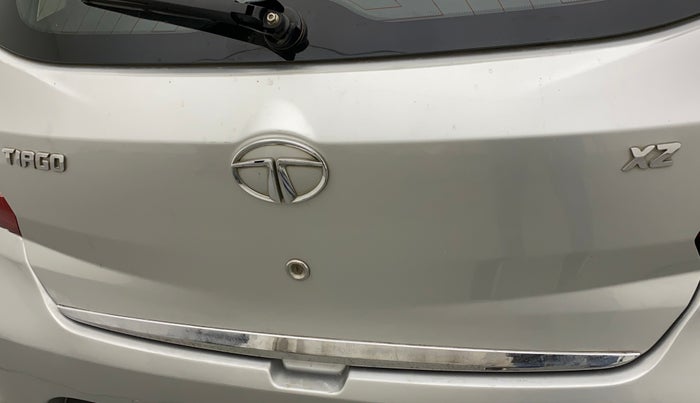 2018 Tata Tiago XZ PETROL, Petrol, Manual, 56,763 km, Dicky (Boot door) - Minor scratches