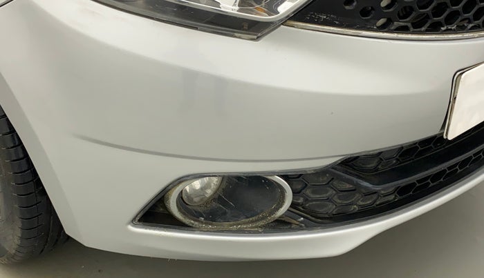 2018 Tata Tiago XZ PETROL, Petrol, Manual, 56,763 km, Front bumper - Paint has minor damage