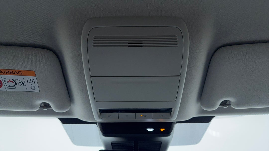 On-Roof Controls/Sunglass holder