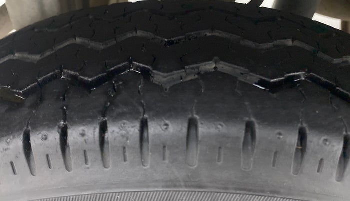 2015 Maruti Alto 800 LXI, Petrol, Manual, 41,247 km, Right Rear Tyre Tread