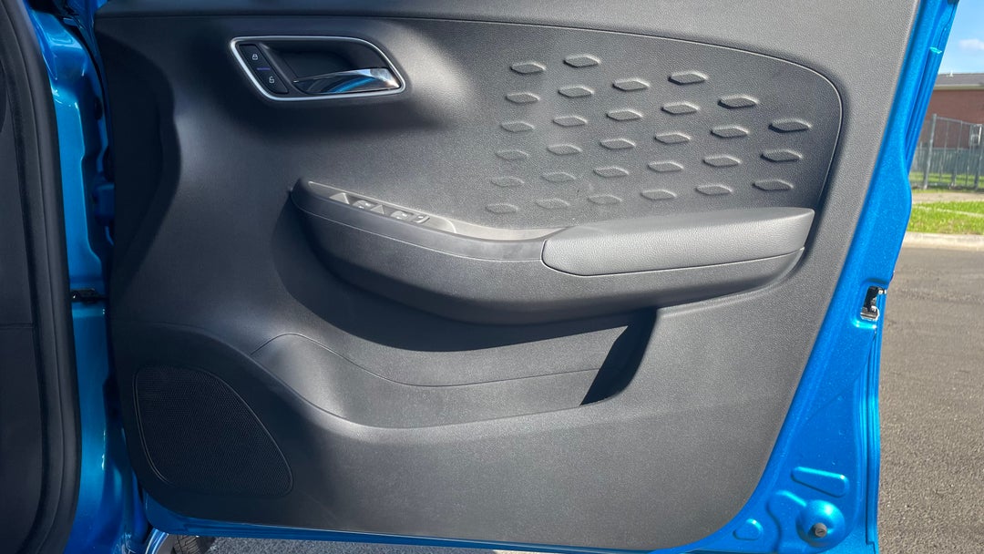 2024 MG Mg3 Auto Excite (with Navigation), Automatic, 7080 km, Speaker View