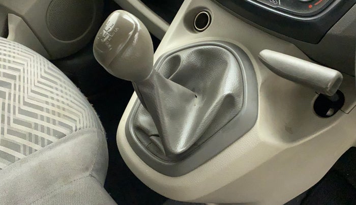 2015 Datsun Go T, Petrol, Manual, 33,363 km, Gear Lever