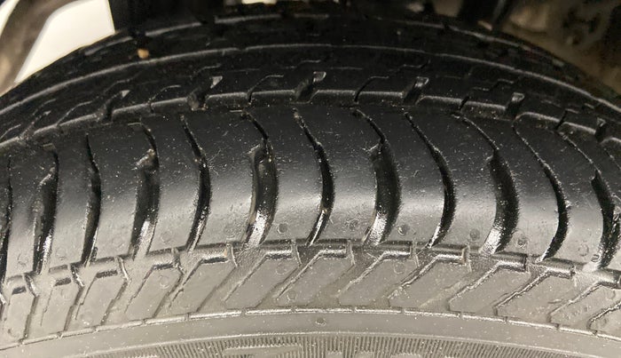 2019 Maruti Alto VXI, CNG, Manual, 20,623 km, Right Rear Tyre Tread