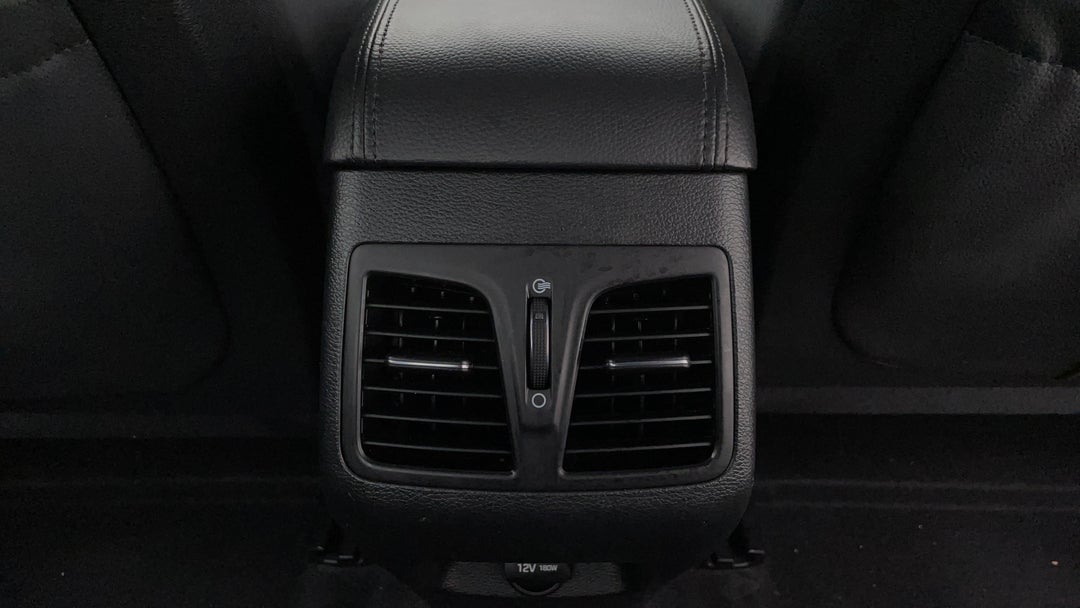 Rear A/C Vent