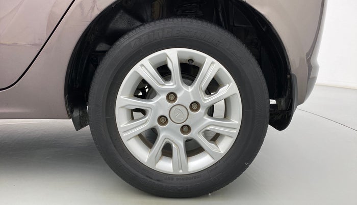 2017 Tata Tiago XZ 1.2 REVOTRON, Petrol, Manual, 54,165 km, Left Rear Wheel